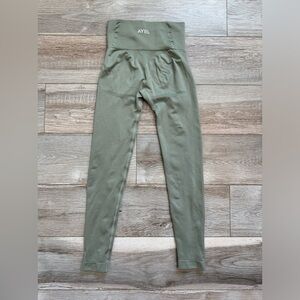 AYBL Balance V2 Seamless‎ Contour / Hi- Rise Leggings Size XS Color Olive